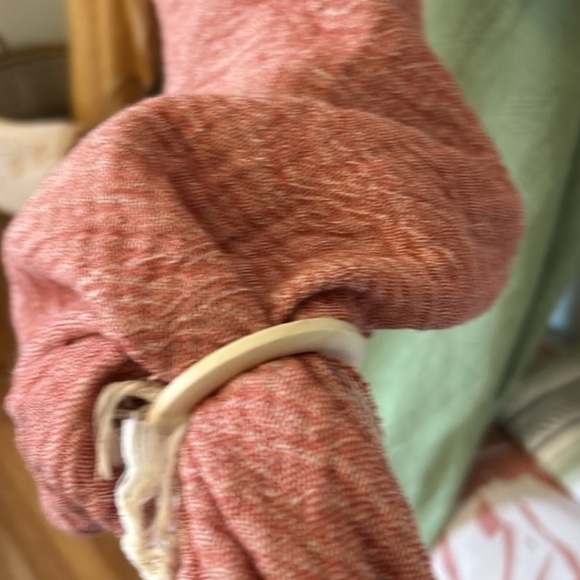 NEW SET 2 1 Red Flower 1 SXSW Red Clay Reversible Towel Blanket Curtain Wraps - Picture 15 of 15